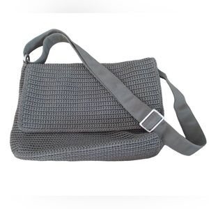 The sak cross body purse. Olive green.